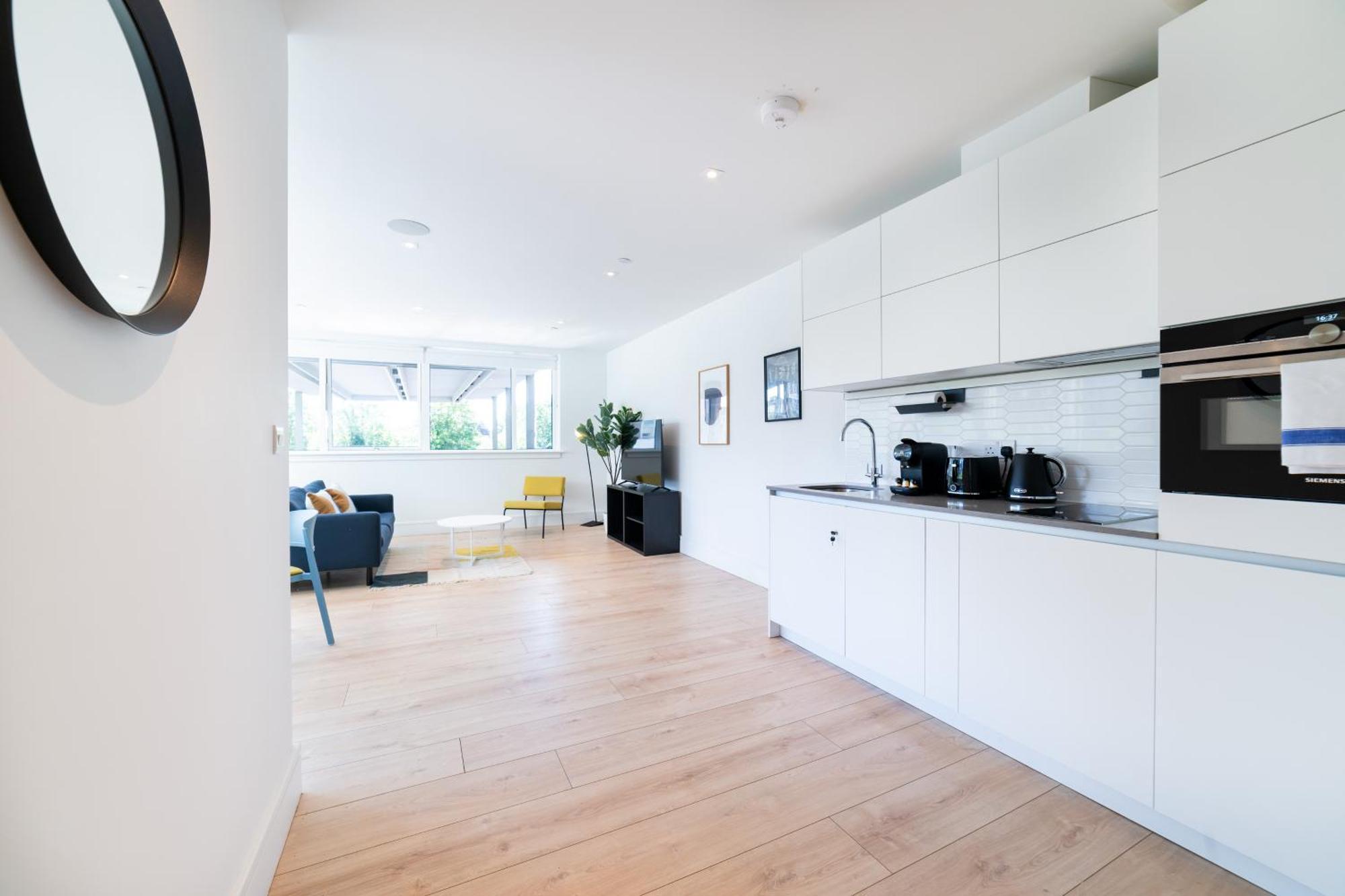 Stylish Retreats On Olympic Way Apartman London Kültér fotó