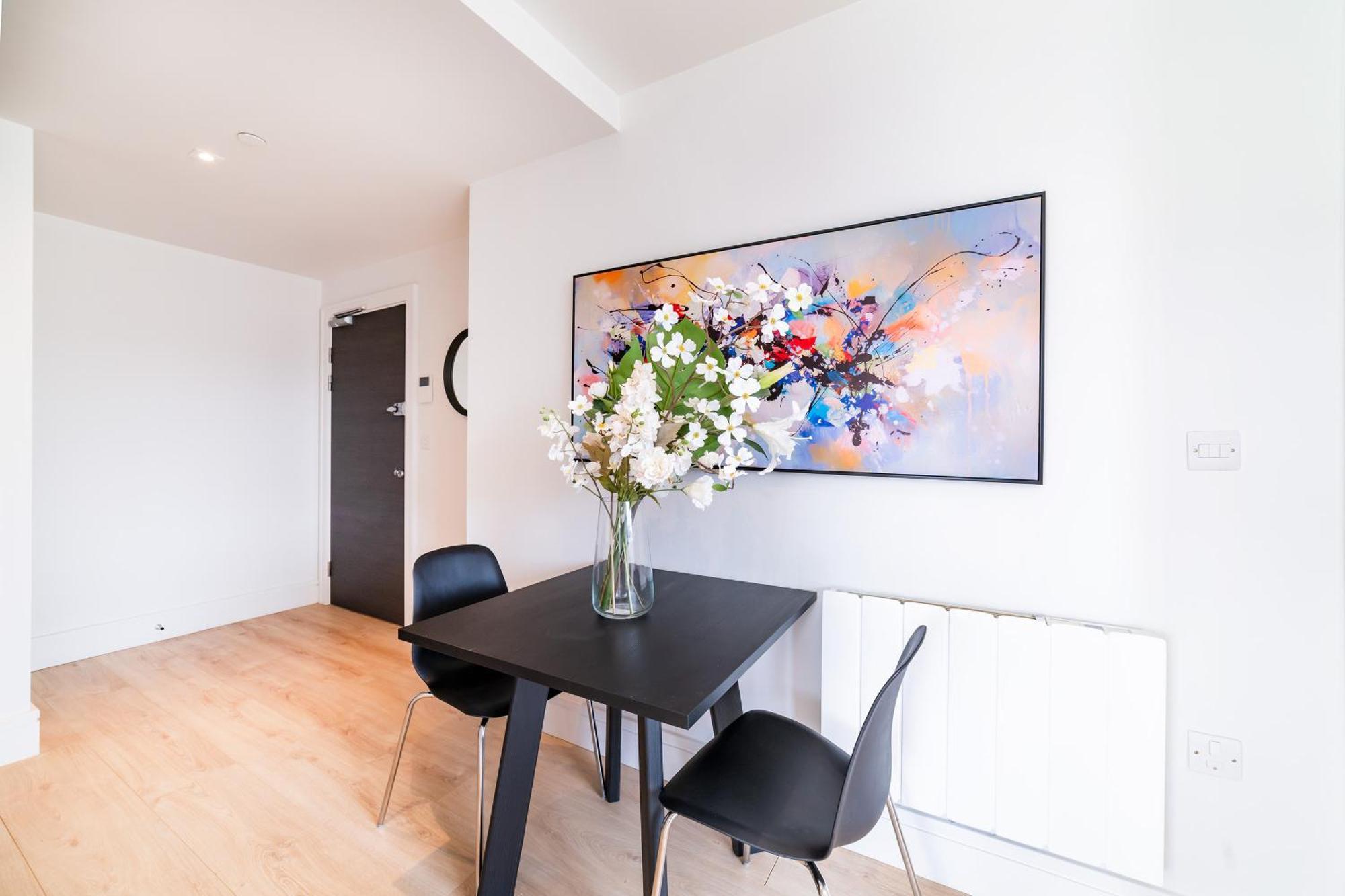 Stylish Retreats On Olympic Way Apartman London Kültér fotó