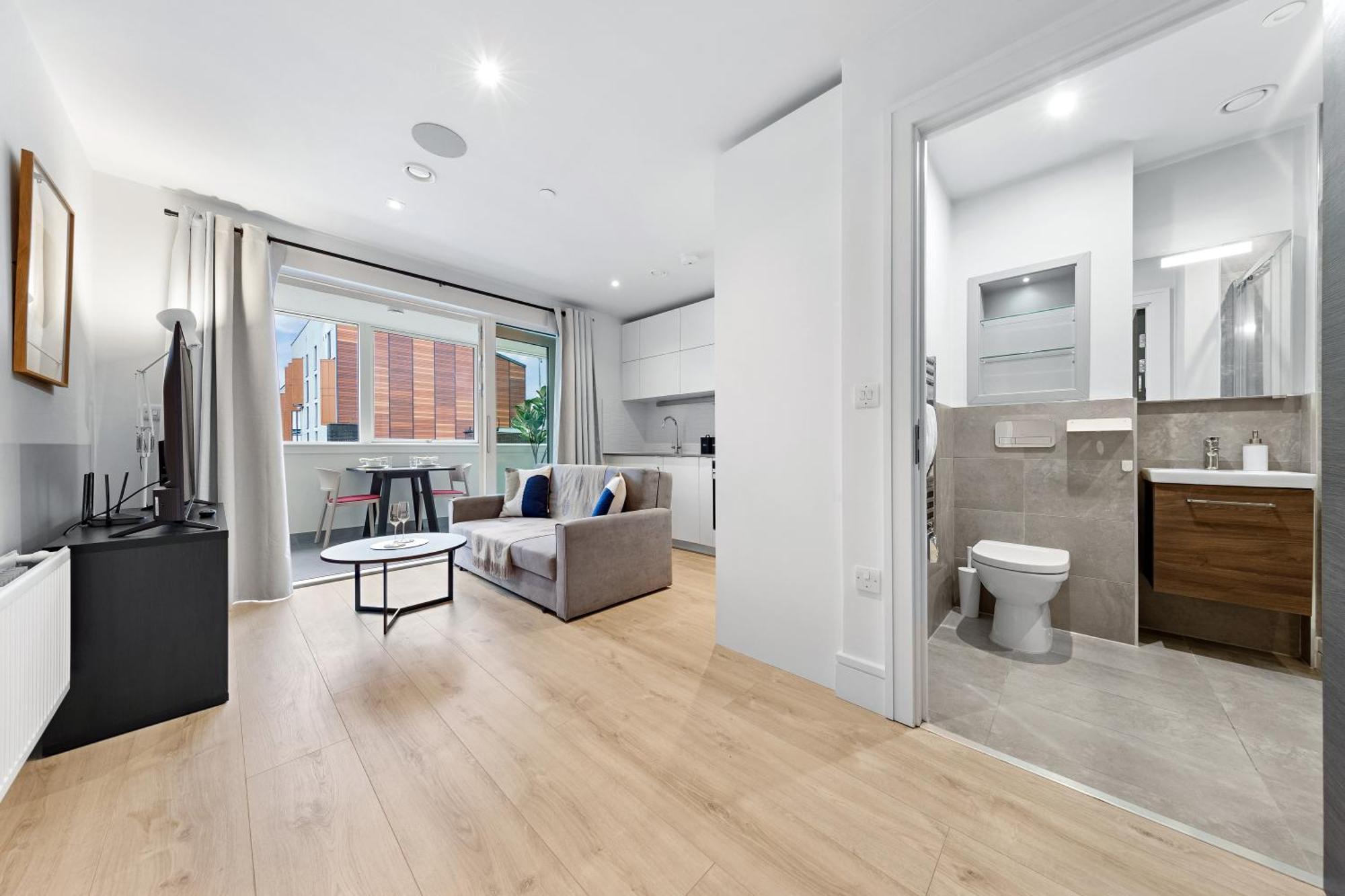 Stylish Retreats On Olympic Way Apartman London Kültér fotó